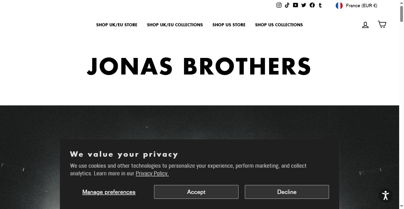 shop_jonasbrothers_com_2f5386bc.jpg